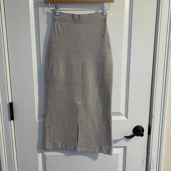 Aritizia The Group Babaton Long Stretch Wool Blend Soft Gray Skirt XXS - Picture 2 of 7